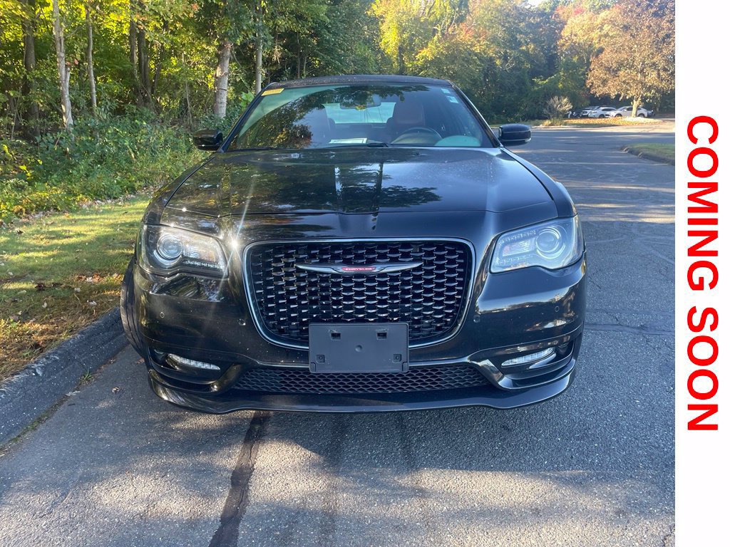 Used 2021 Chrysler 300 S w/ S Model Appearance Package RWD image 3