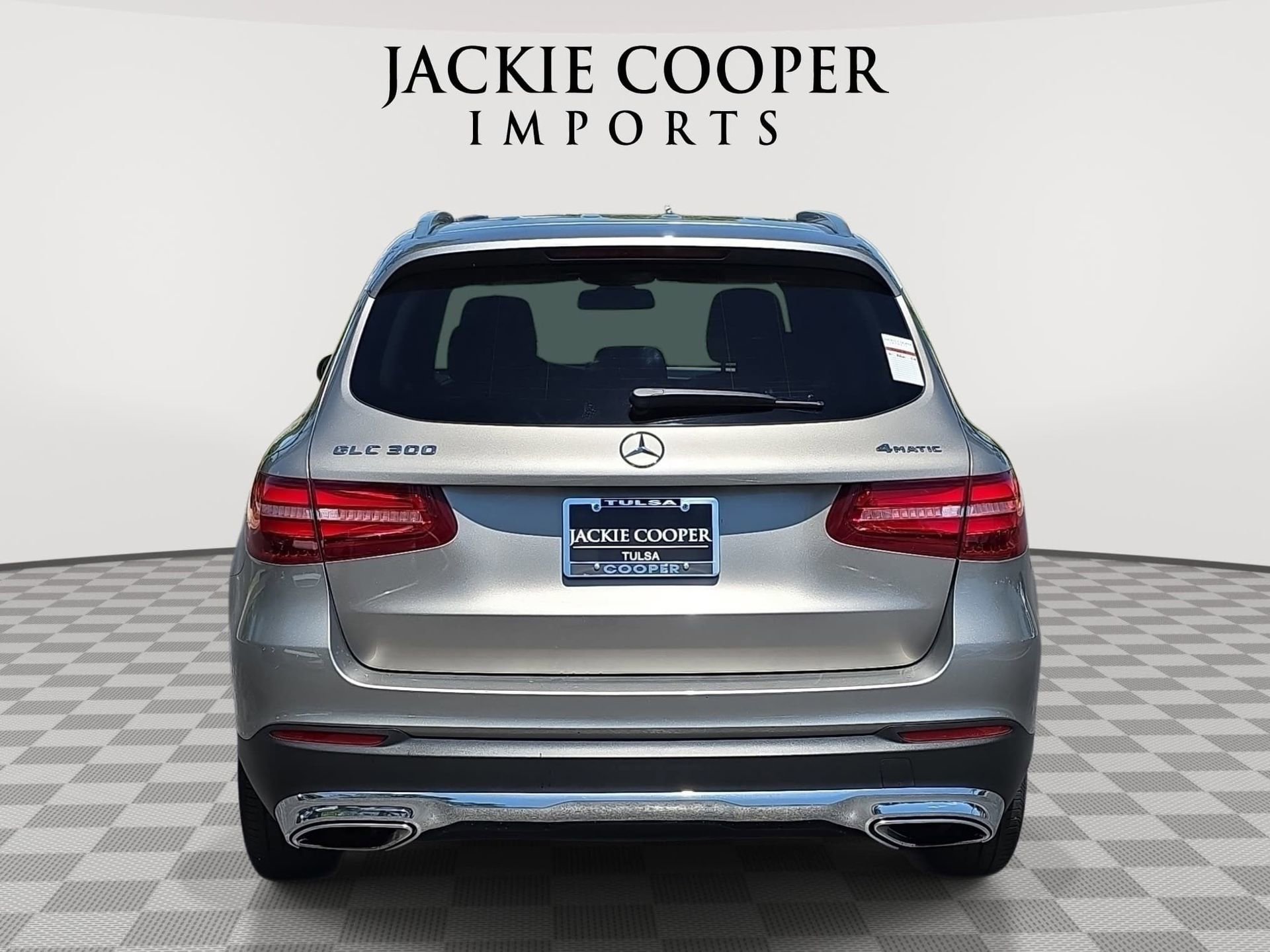 Used 2019 Mercedes-Benz GLC 300 4MATIC image 6
