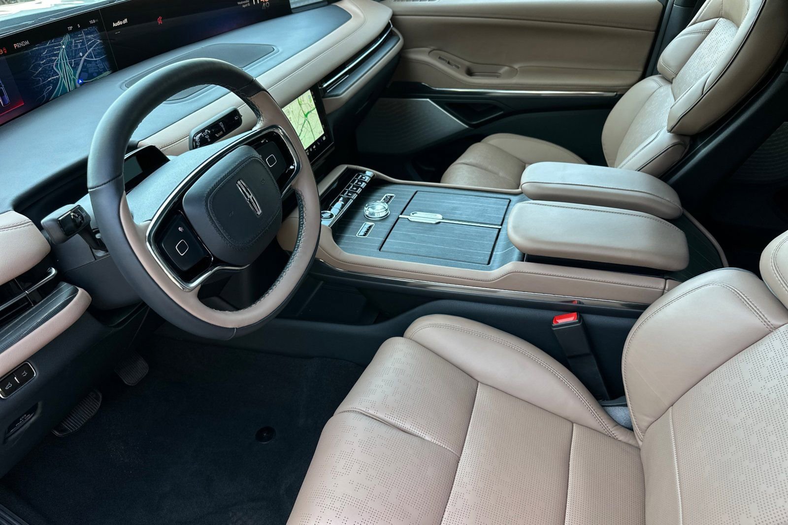 New 2026 Lincoln Navigator Black Label AWD/4WD image 9