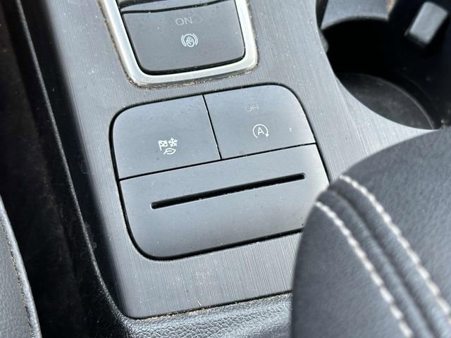 Certified 2021 Ford Escape SEL image 25