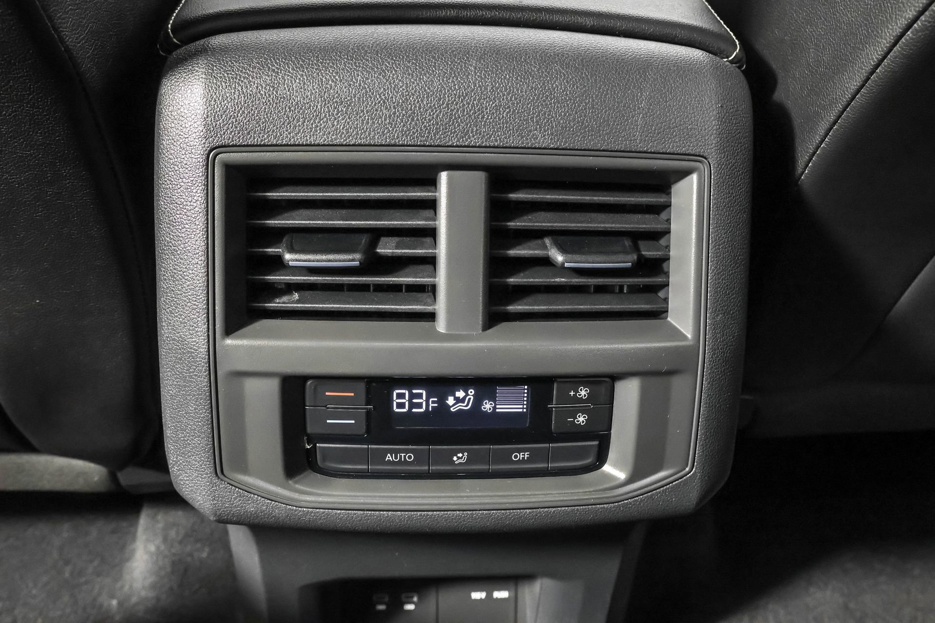 Used 2023 Volkswagen Atlas SE w/ Black Wheel Package image 38