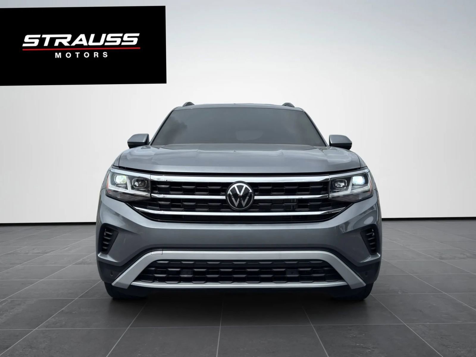 Used 2021 Volkswagen Atlas SE image 3
