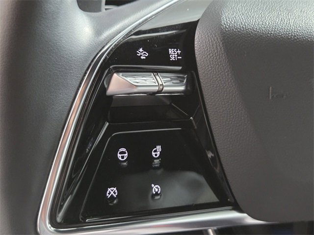 Certified 2024 Cadillac Lyriq Luxury image 21