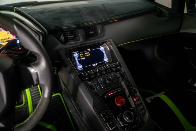Used 2016 Lamborghini Aventador LP 750-4 Superveloce AWD/4WD image 19