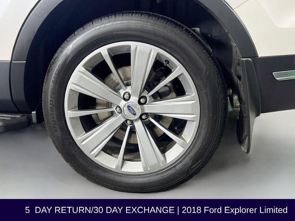 Used 2018 Ford Explorer Limited w/ Equipment Group 301A AWD/4WD image 37