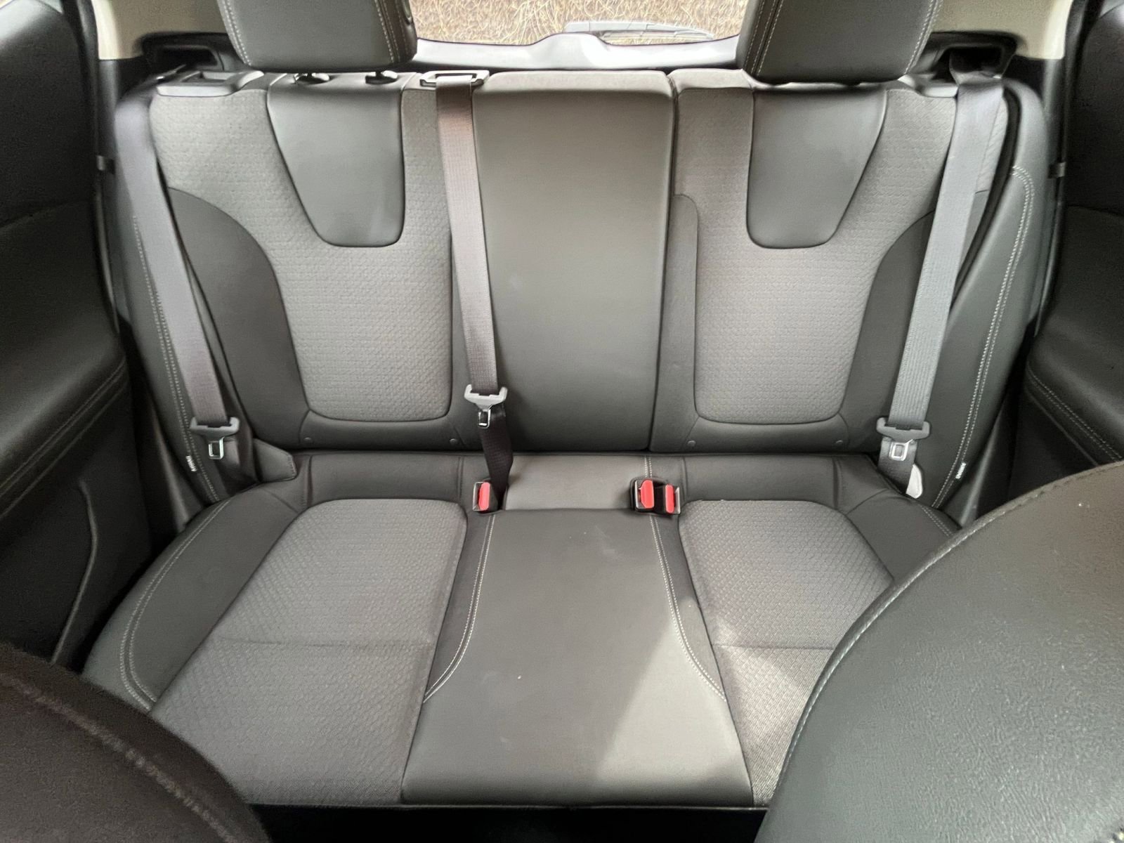 Used 2025 Buick Encore GX Preferred image 37