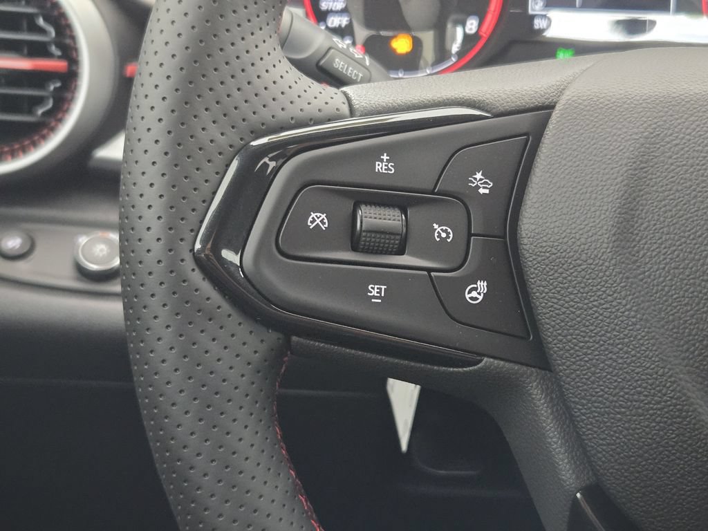 New 2026 Chevrolet Trax RS w/ Driver Confidence Package FWD image 30