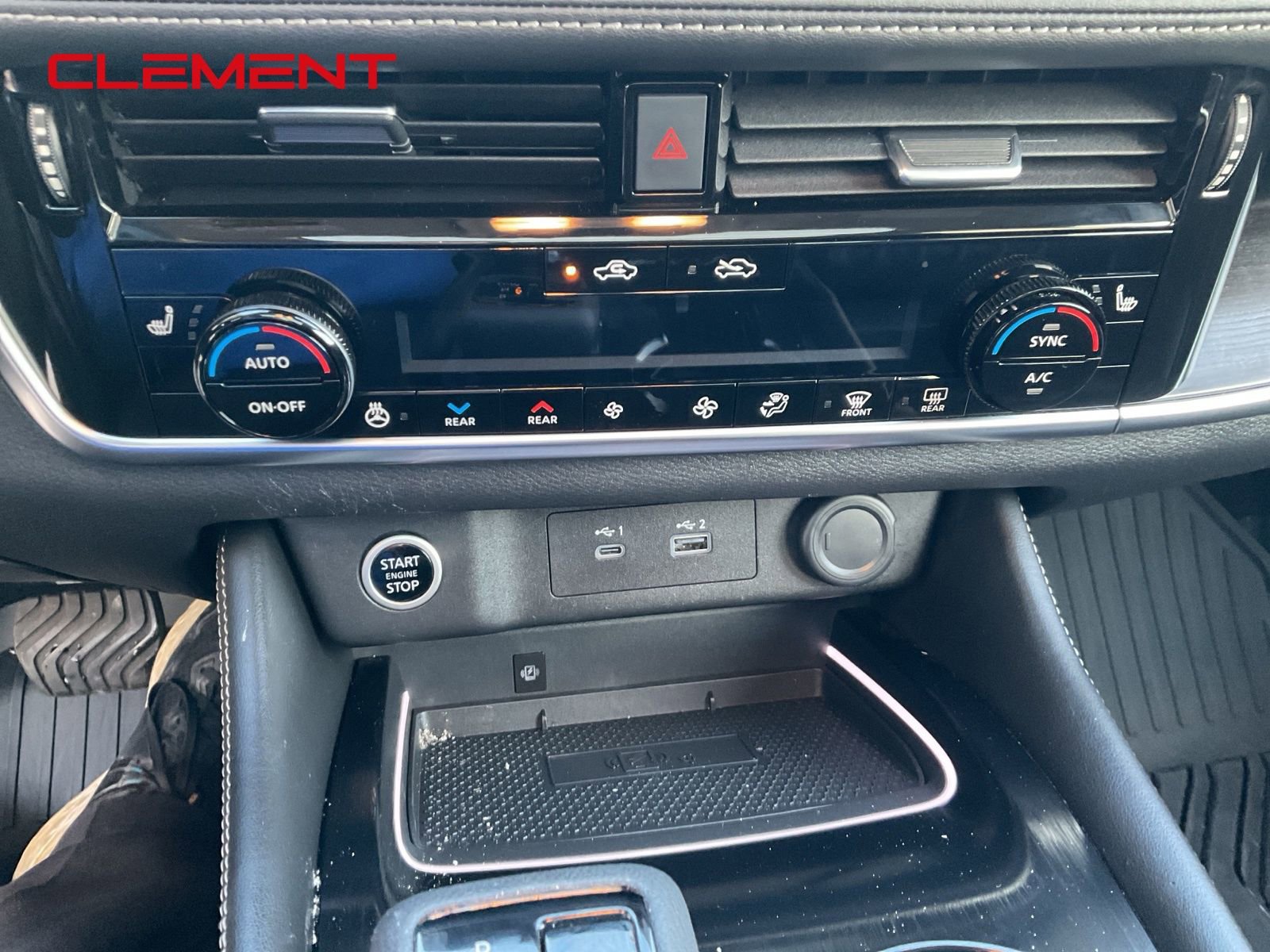 Used 2021 Nissan Rogue Platinum image 12