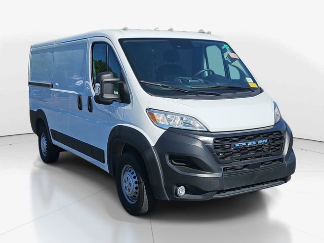 Used 2025 RAM ProMaster 2500 w/ Convenience Group FWD image 1