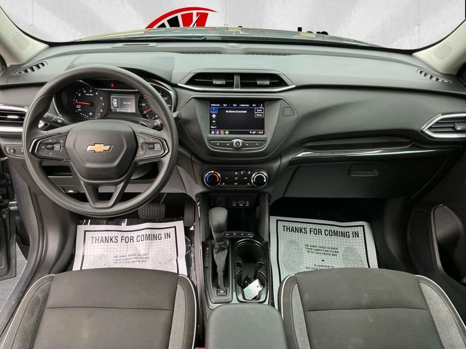 Used 2022 Chevrolet TrailBlazer LT w/ LPO, Blackout Package AWD/4WD image 38