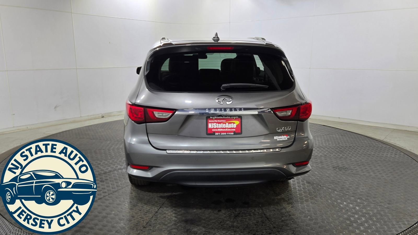 Used 2017 INFINITI QX60 FWD w/ Premium Plus Package image 6