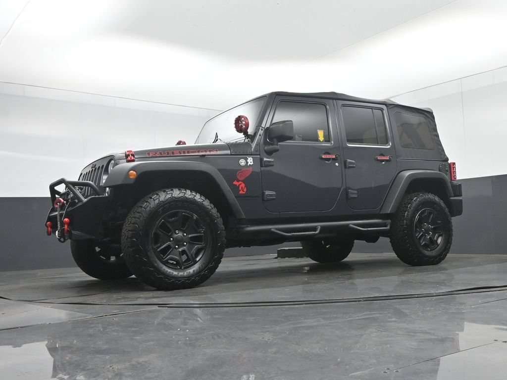 Used 2016 Jeep Wrangler Unlimited Rubicon w/ Connectivity Group AWD/4WD image 44
