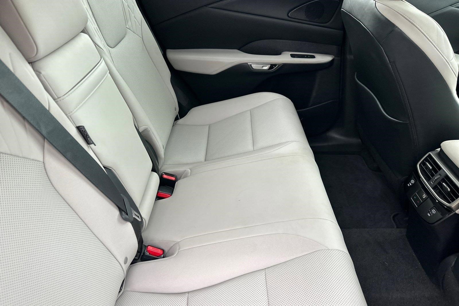 Used 2024 Lexus RX 350 Premium w/ Accessory Package (Z1) image 27