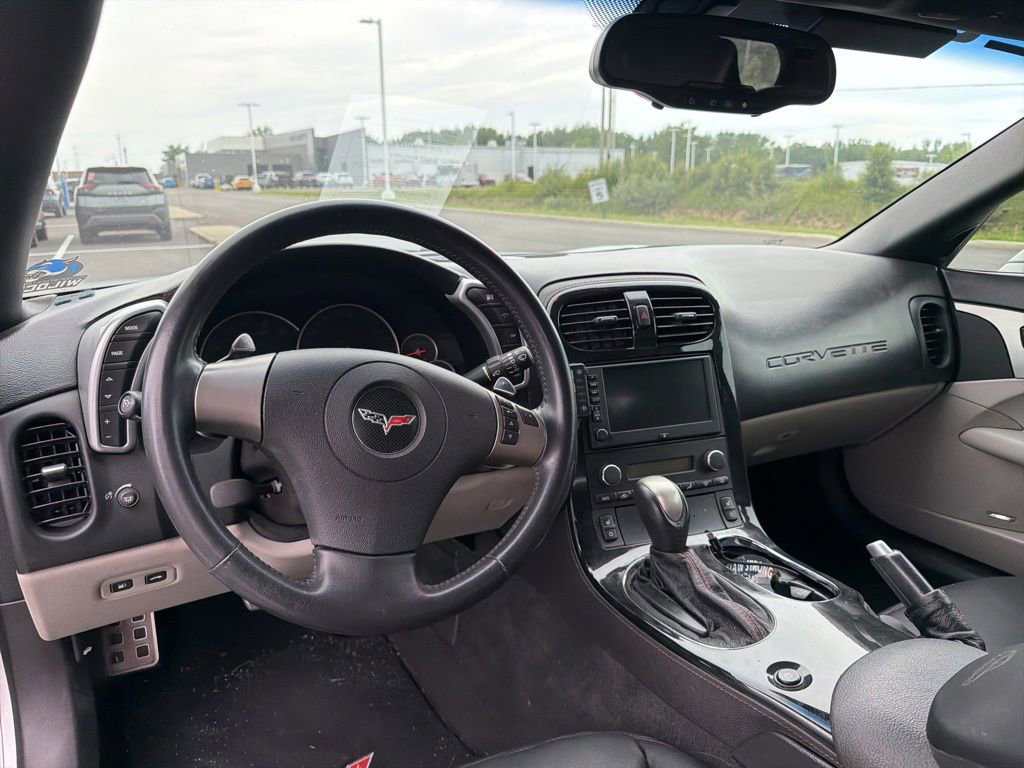 Used 2008 Chevrolet Corvette Convertible w/ Preferred Equipment Group RWD image 11