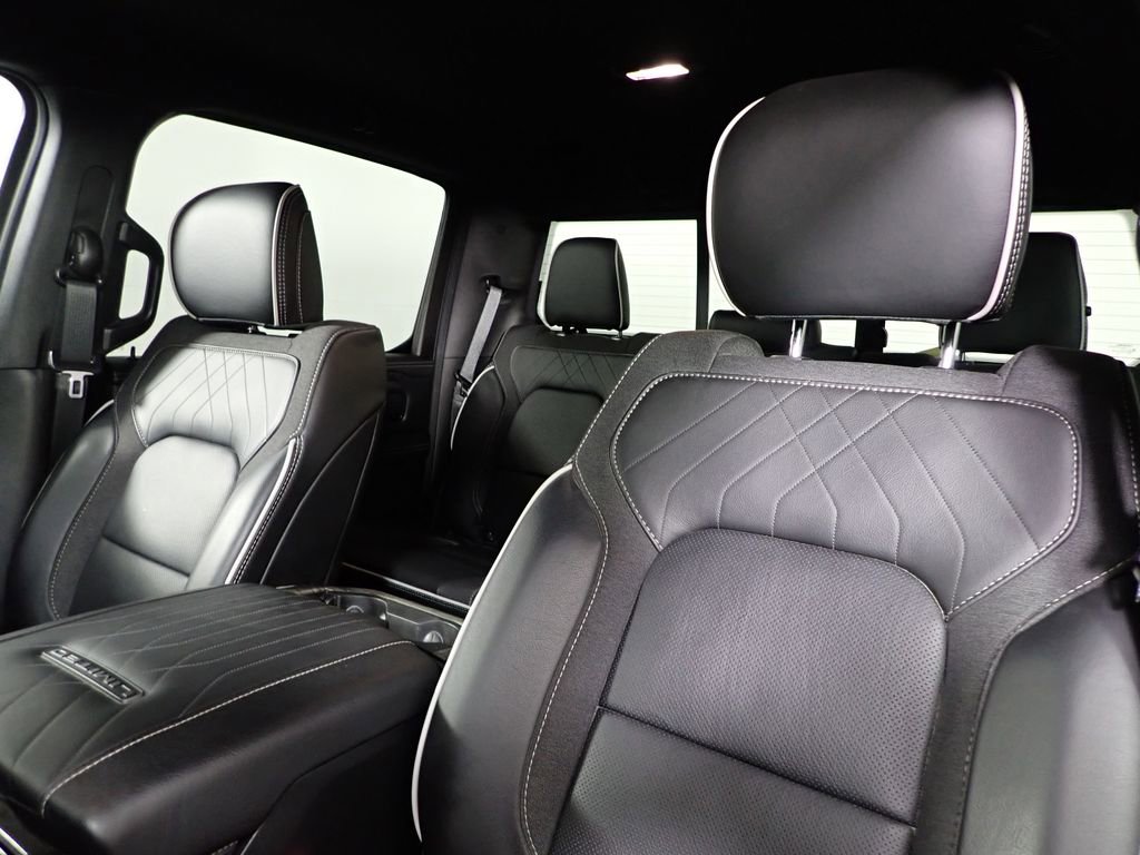 Used 2025 RAM 1500 Limited w/ Trailer Tow Group image 25