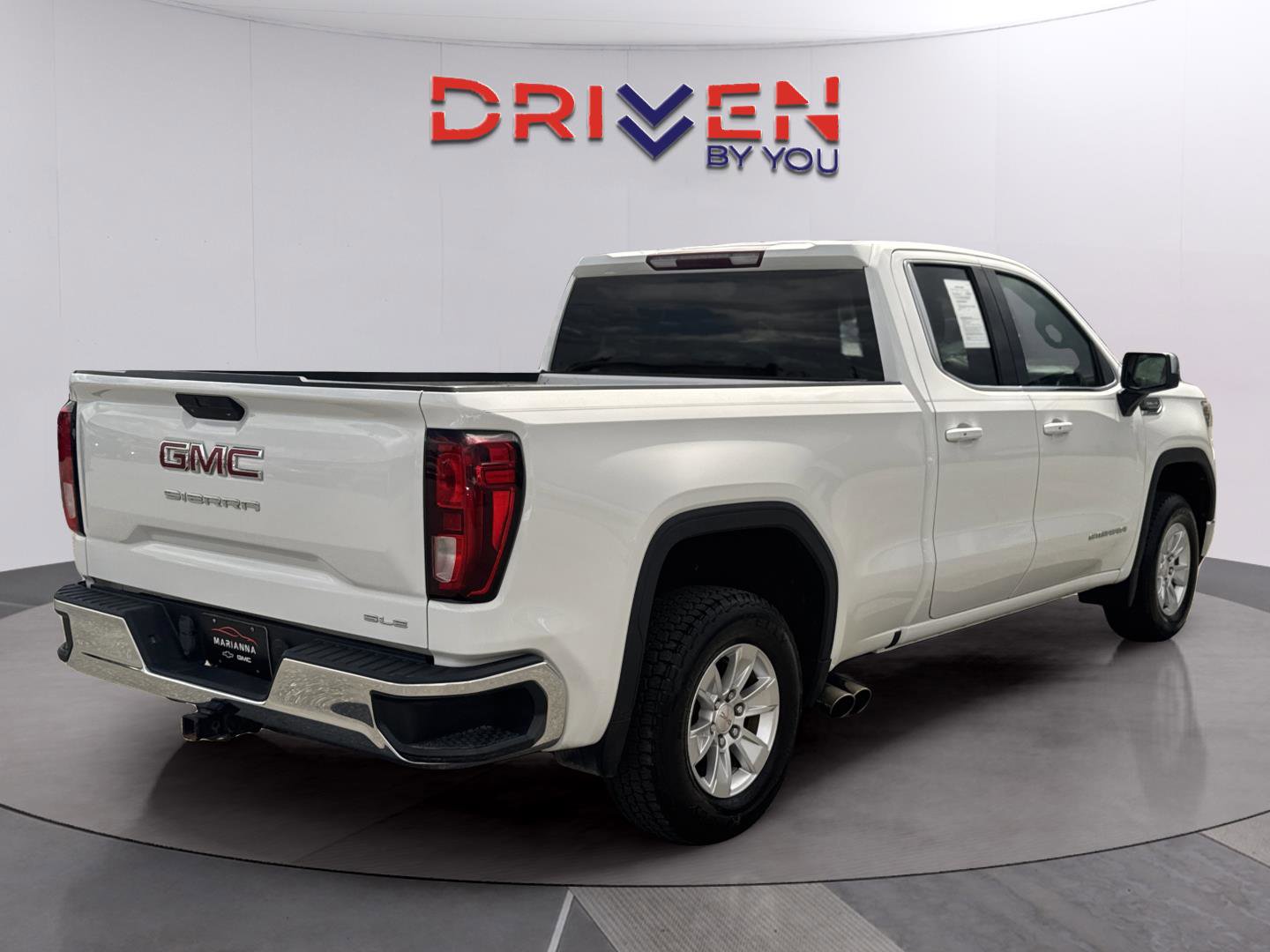 Used 2020 GMC Sierra 1500 SLE w/ SLE Value Package image 5