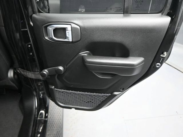 Used 2023 Jeep Wrangler Sport image 25