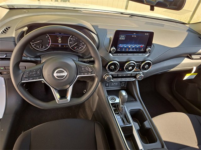 New 2025 Nissan Sentra SV image 31