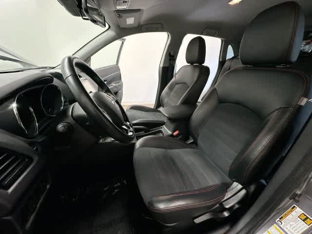 Used 2024 Mitsubishi Outlander Sport SE AWD/4WD image 16