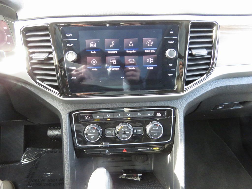 Used 2022 Volkswagen Atlas SE image 27