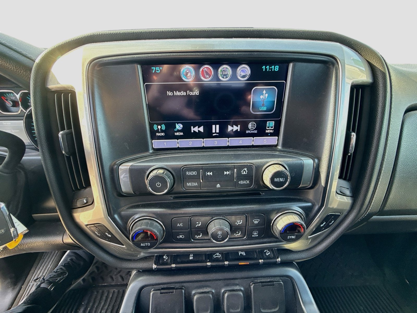 Used 2017 Chevrolet Silverado 2500 LTZ w/ Vortec Plus Package AWD/4WD image 12