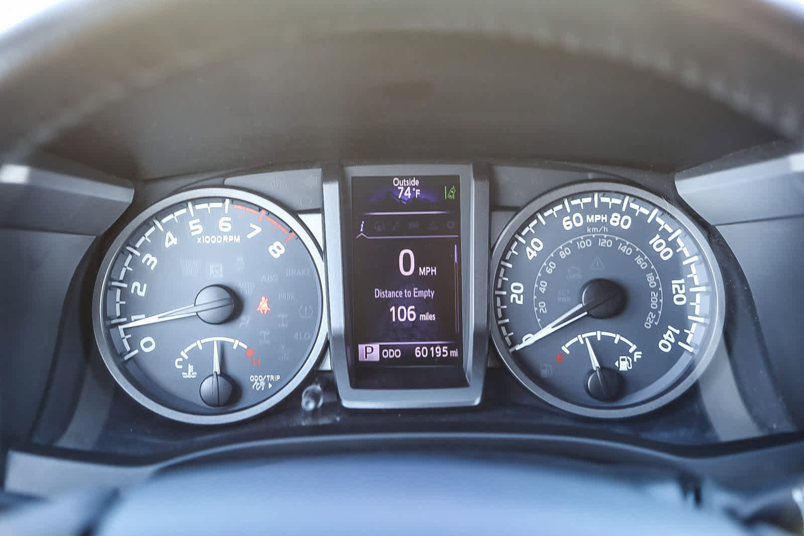 Used 2018 Toyota Tacoma TRD Sport image 23