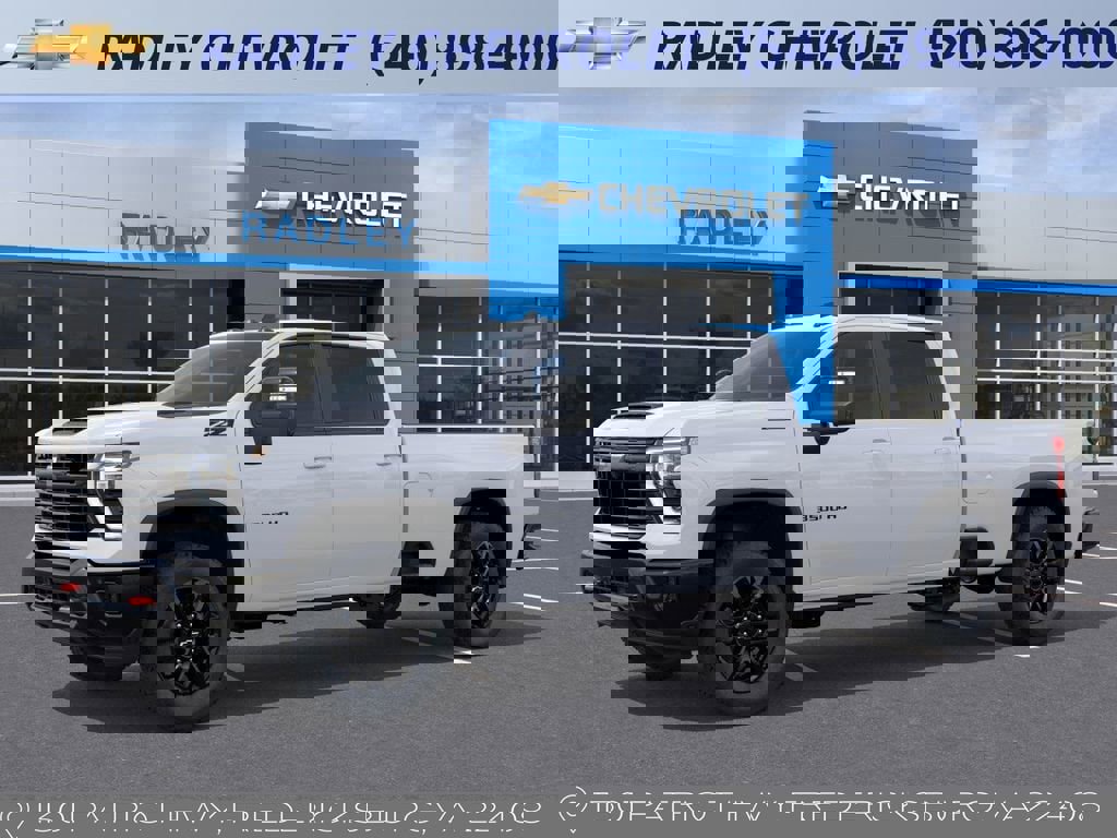 New 2026 Chevrolet Silverado 3500 LT image 2