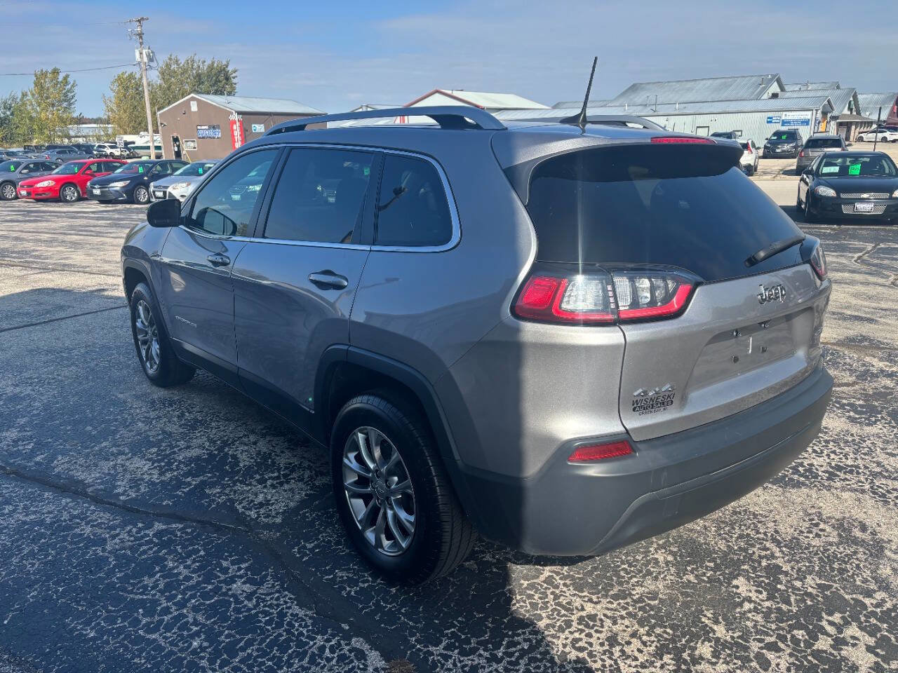 Used 2019 Jeep Cherokee Latitude Plus w/ Comfort/Convenience Group image 5