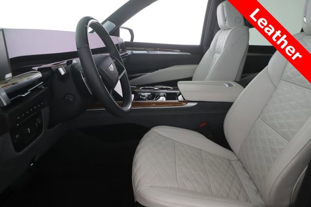 Used 2025 Cadillac Escalade ESV Sport Platinum image 17