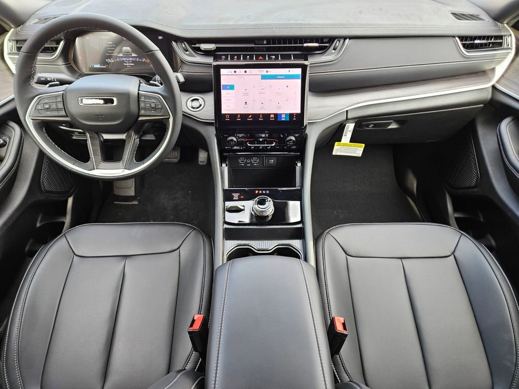 New 2025 Jeep Grand Cherokee Limited image 12