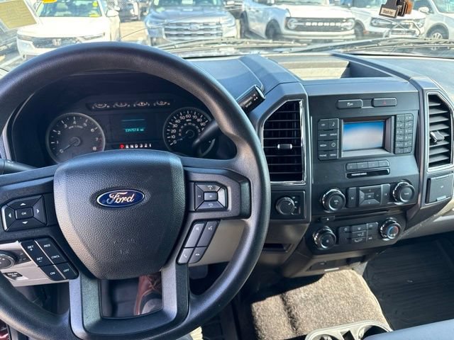 Used 2016 Ford F150 XLT AWD/4WD image 10