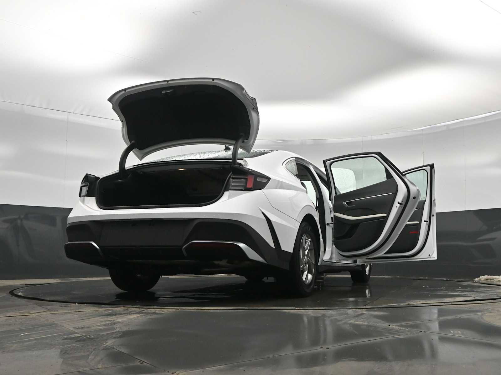 Certified 2025 Hyundai Sonata SE image 47