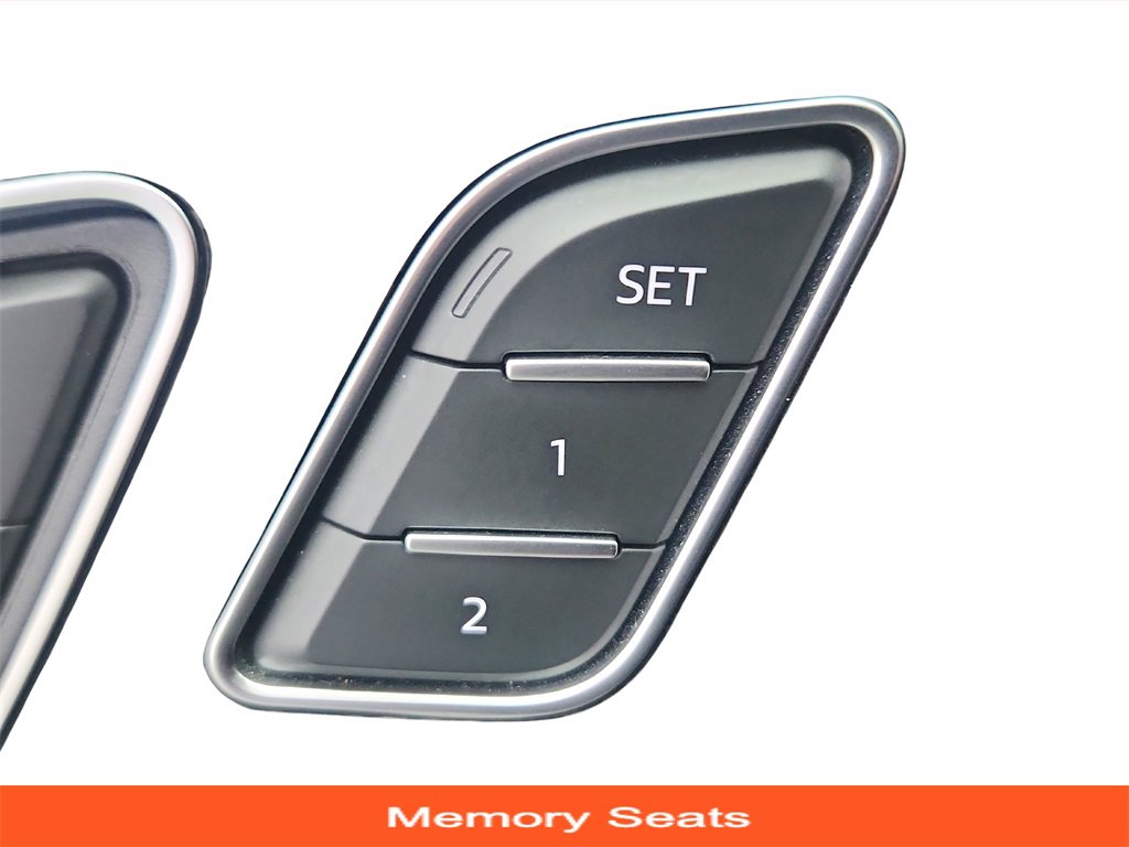 Used 2020 Audi SQ7 Premium Plus w/ S Executive Package image 35