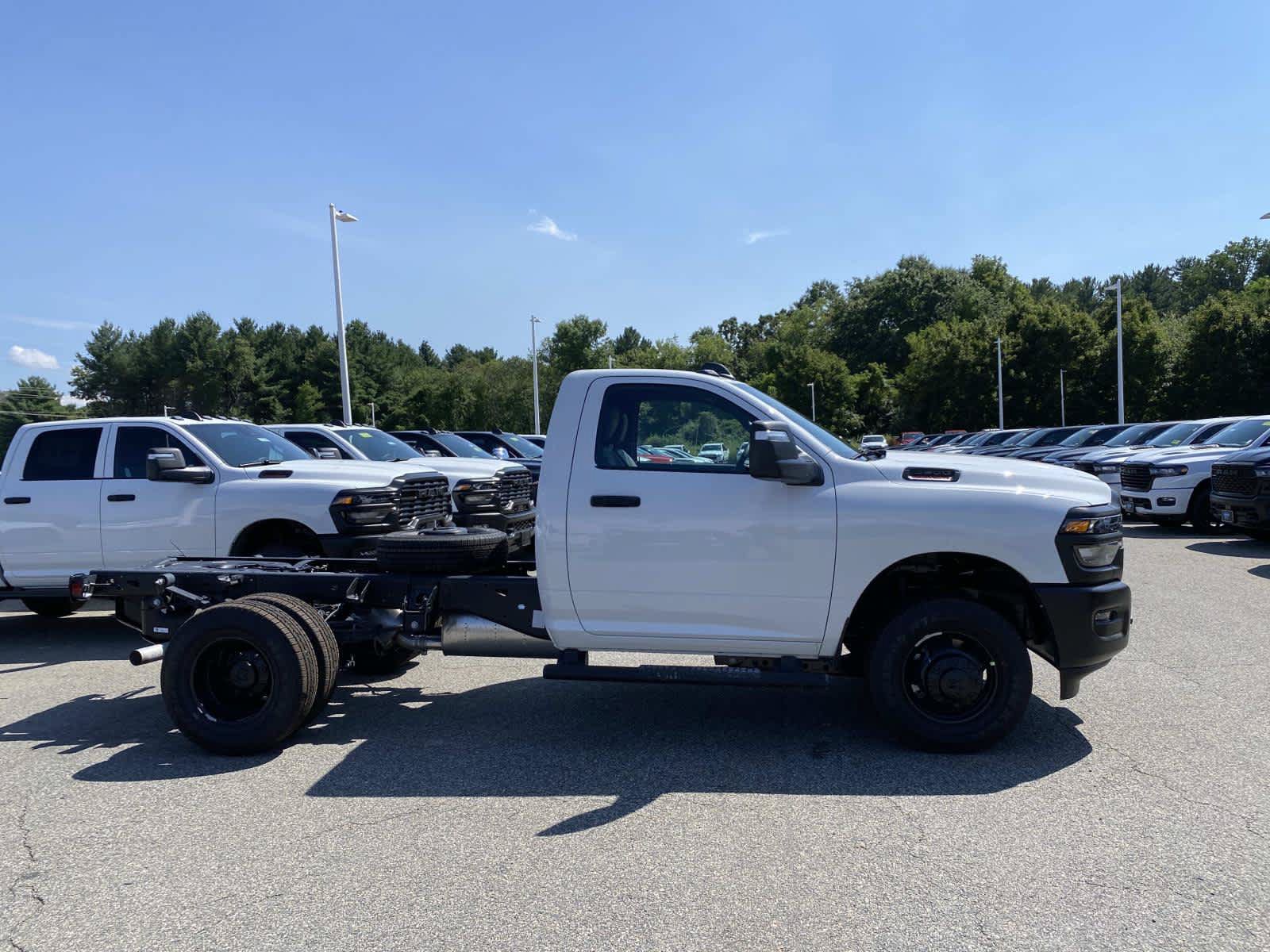 New 2026 RAM 3500 Tradesman AWD/4WD image 2
