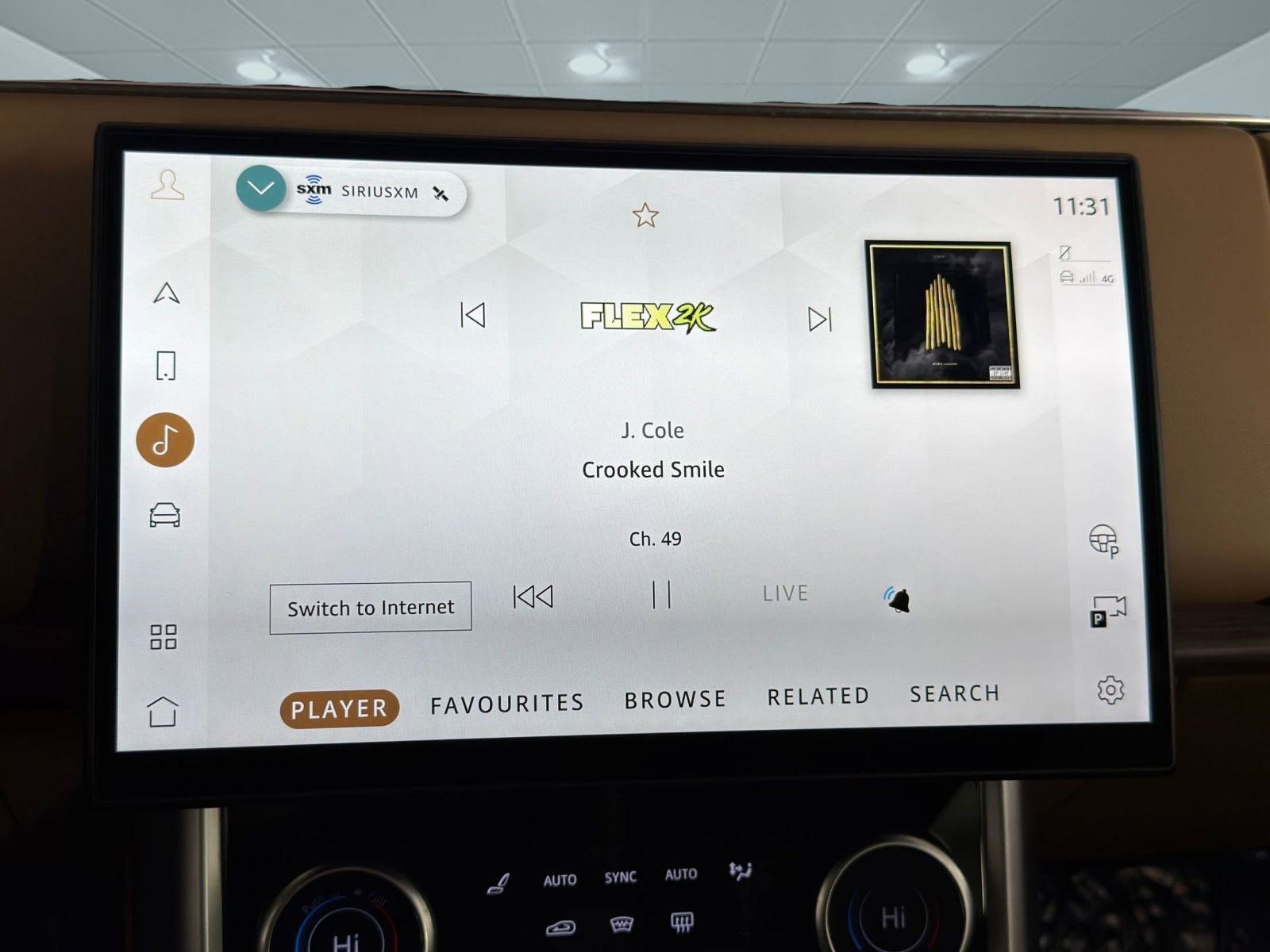 Used 2023 Land Rover Range Rover SE image 25