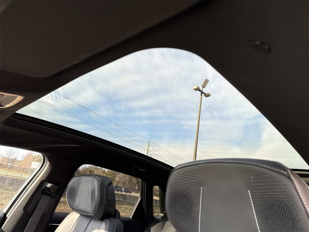 Used 2024 Cadillac Lyriq Luxury w/ LPO, Floor Liner Package image 18