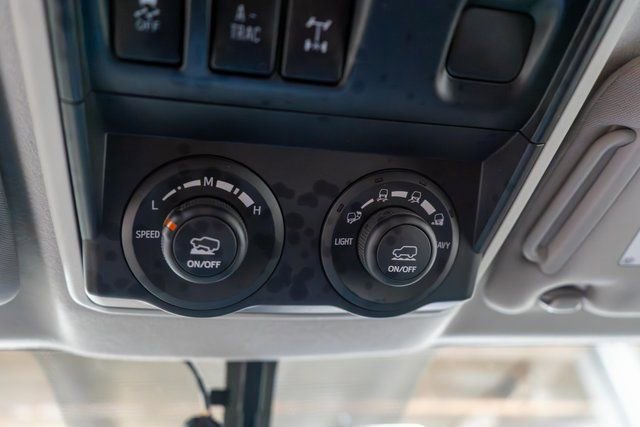 Used 2019 Toyota 4Runner TRD Off-Road Premium AWD/4WD image 41