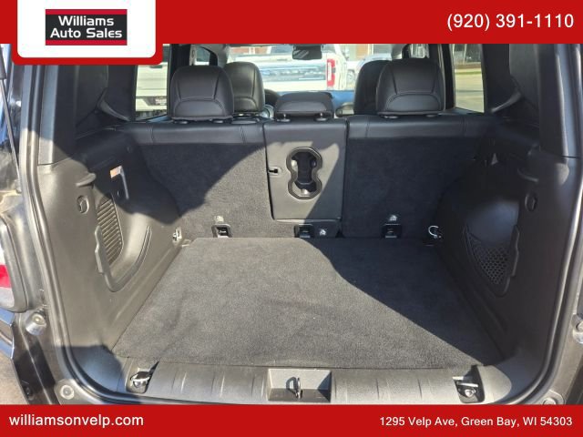 Used 2019 Jeep Renegade Limited w/ UConnect 8.4 Nav Group AWD/4WD image 12