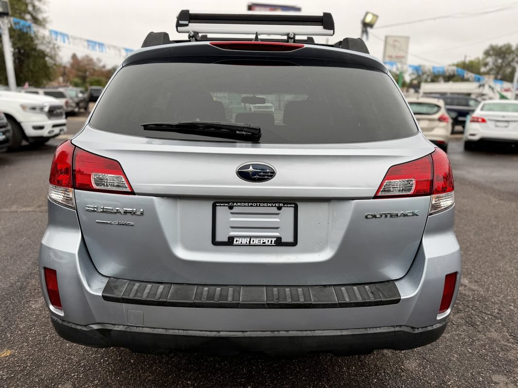 Used 2014 Subaru Outback 2.5i Premium AWD/4WD image 4