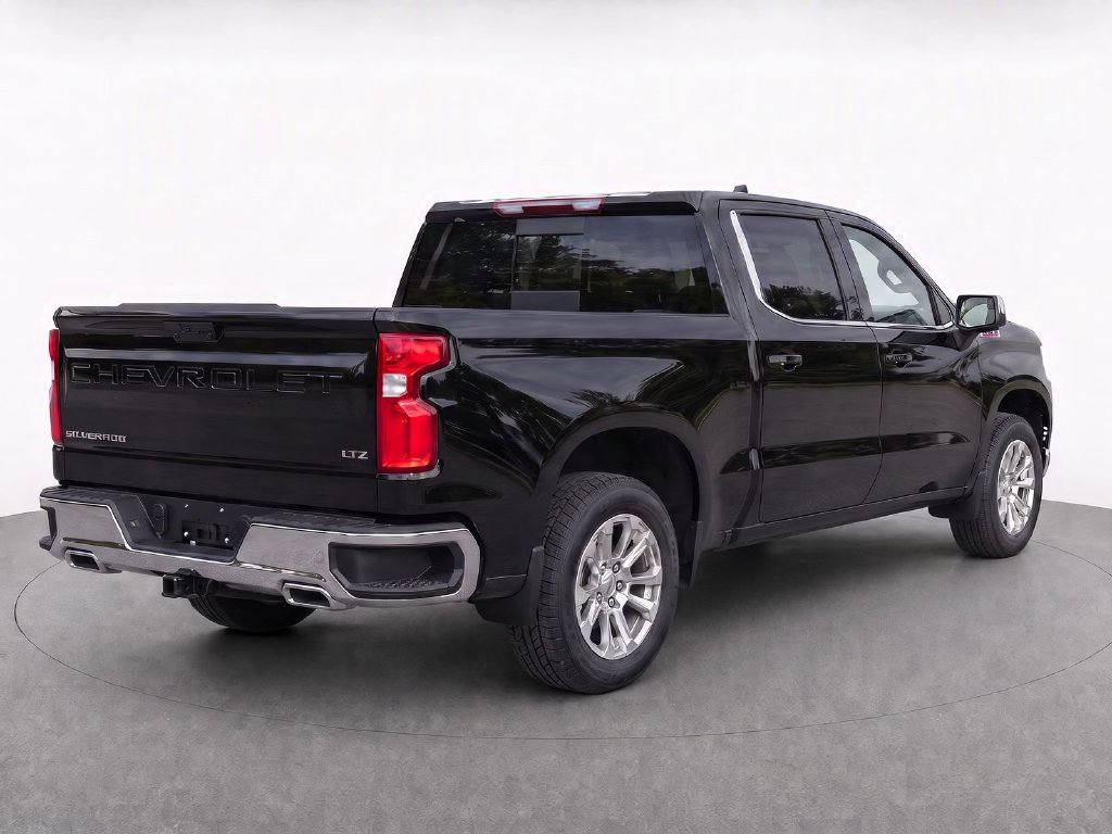 Certified 2023 Chevrolet Silverado 1500 LTZ w/ LTZ Convenience Package II AWD/4WD image 3