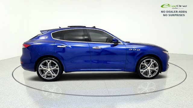 Used 2023 Maserati Levante GT AWD/4WD image 10