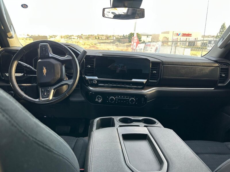 Used 2023 Chevrolet Silverado 1500 LT RWD image 34