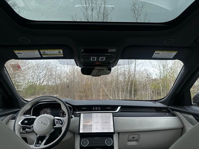 Used 2026 Jaguar F-PACE R-Dynamic S image 24