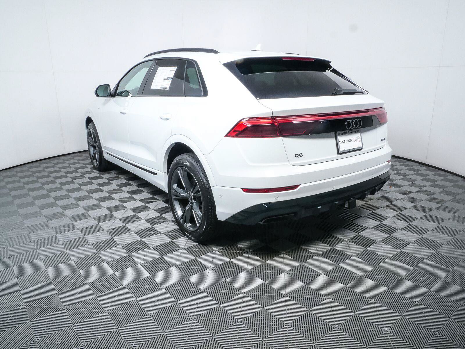 New 2027 Audi Q8 Premium AWD/4WD image 28