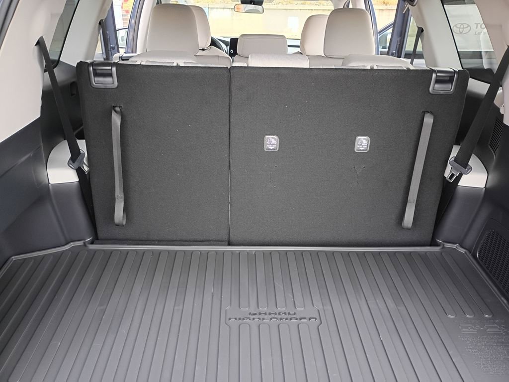 New 2025 Toyota Tacoma TRD Sport image 47