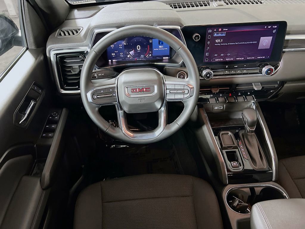Used 2024 GMC Canyon Elevation w/ Trailering Package image 19