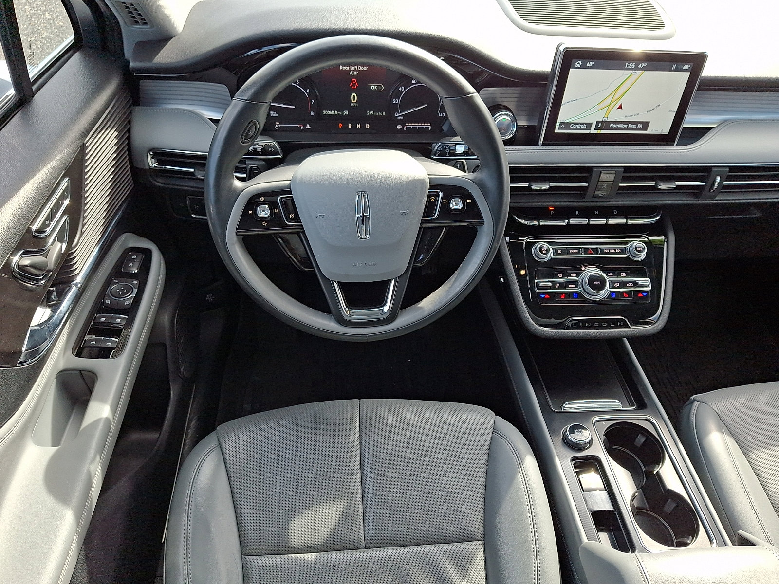 Certified 2022 Lincoln Corsair AWD w/ Premium Package image 11