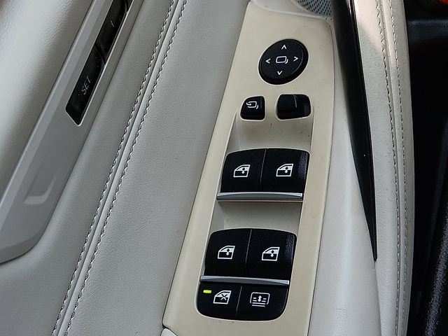 Used 2018 BMW M550i xDrive AWD/4WD image 22
