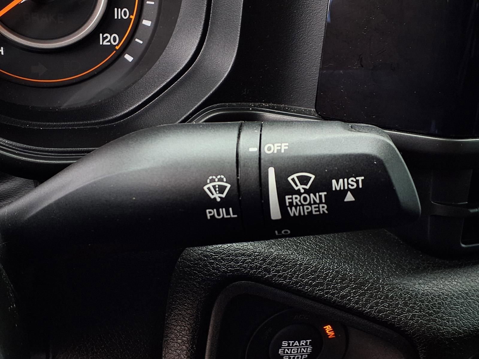 Used 2024 Jeep Gladiator Sport AWD/4WD image 16