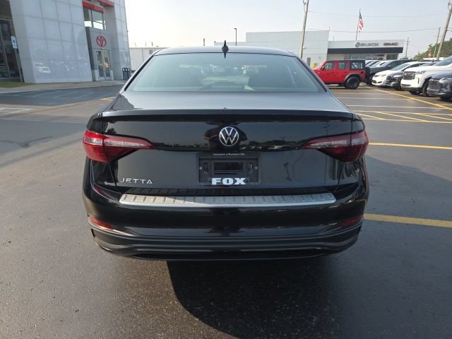 Certified 2023 Volkswagen Jetta Sport FWD image 7